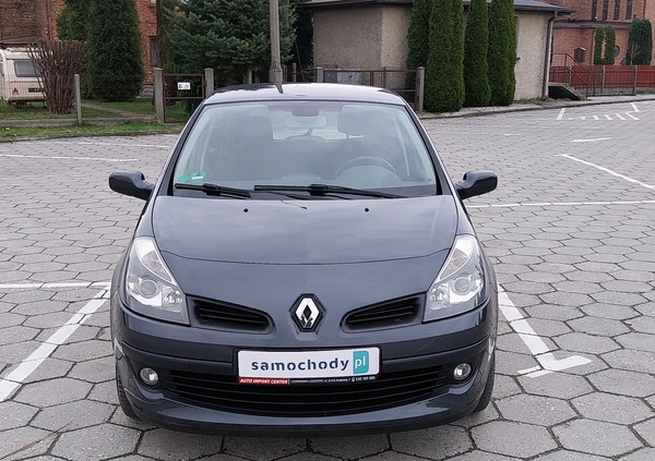Renault Clio cena 13850 przebieg: 159000, rok produkcji 2006 z Janikowo małe 326